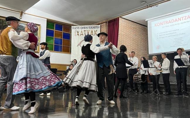 Durante la gala de los Premios Ixatxak del 15 de marzo volverá a haber música y danzas