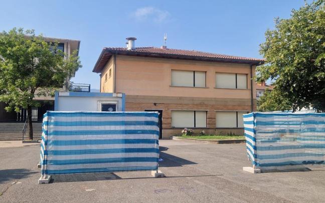 Obras para poner el ascensor en el hogar de los Jubilados de Iñurritza.