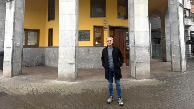 Asier Araujo, responsable del Área de Medio Ambiente del Ayuntamiento de Elgoibar, explicó el proyecto en el que trabaja el Ayuntamiento.