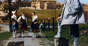 Carteles de Fiestas de Araba publicados en Photoaraba por el Archivo de Álava. 