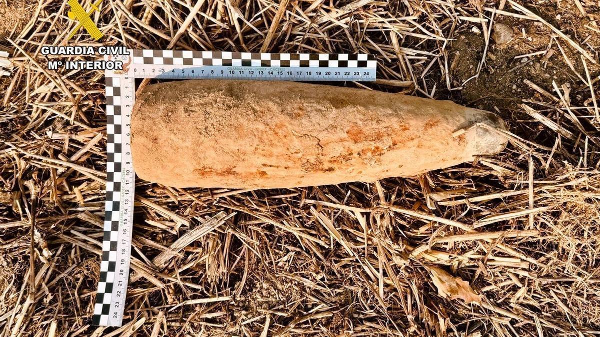 Proyectil de artillería