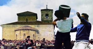 Carteles de Fiestas de Araba publicados en Photoaraba por el Archivo de Álava. 