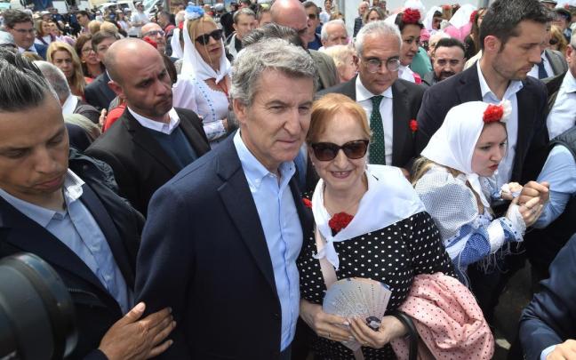 El presidente del PP, Alberto Núñez Feijóo, en la pradera de San Isidro, donde aprovechó para cargar contra Sánchez / E.P. El presidente del PP, Alberto Núñez Feijóo, en la pradera de San Isidro, donde aprovechó para cargar contra Sánchez