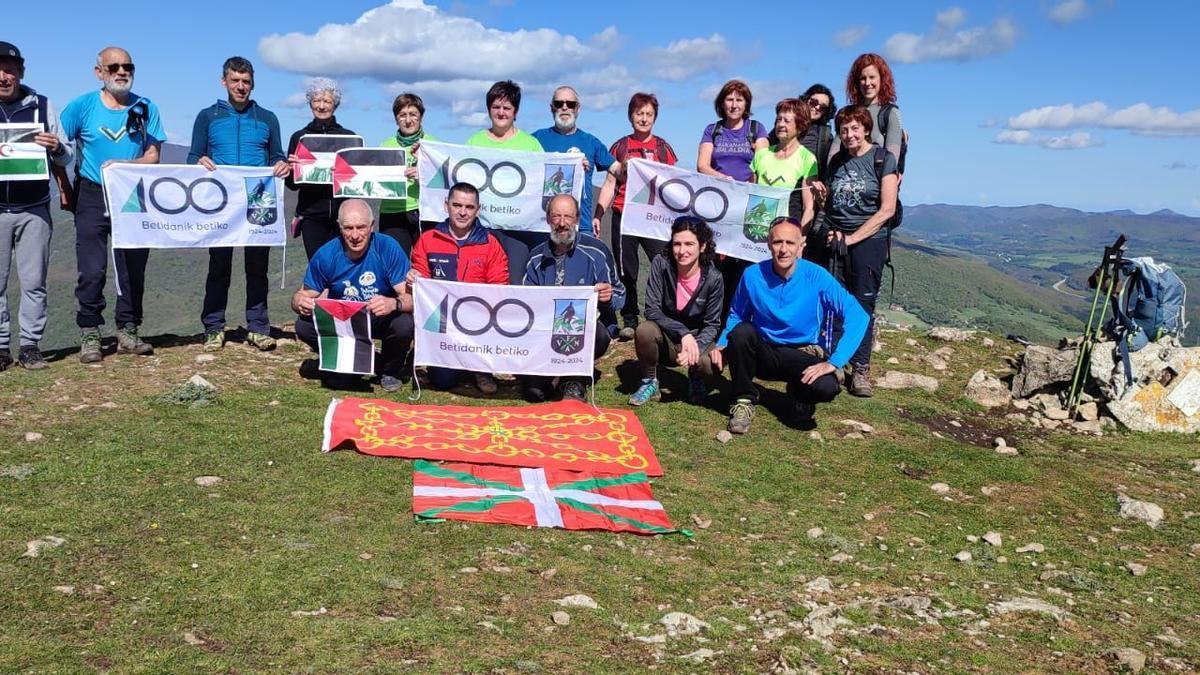 100 años del montañismo vasco en 100 cimas