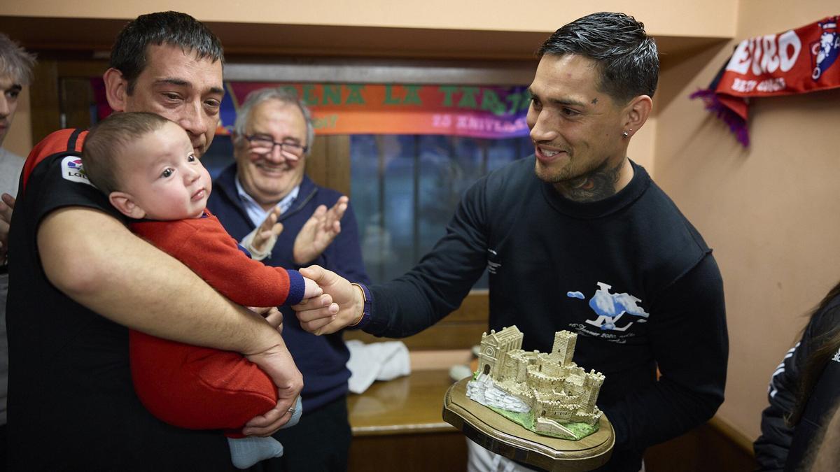 Fotos de la entrega al Chimy Ávila y a Ion Cerviño de los galardones de la peña La Tarta