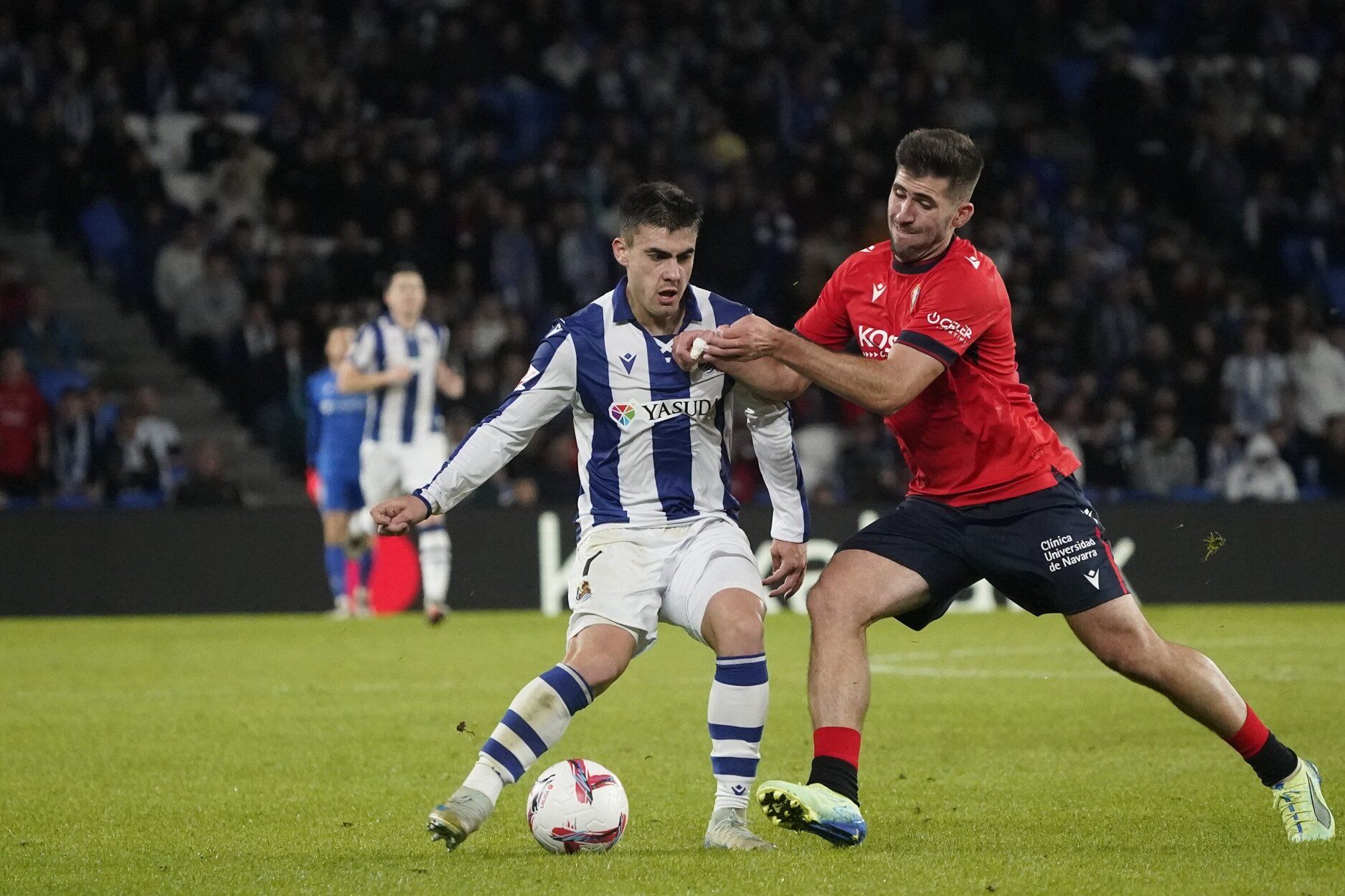 Ander Barrenetxea y Jesús Areso en imagen durante el Real Sociedad-Osasuna de la primera vuelta. Foto: RUBÉN PLAZA