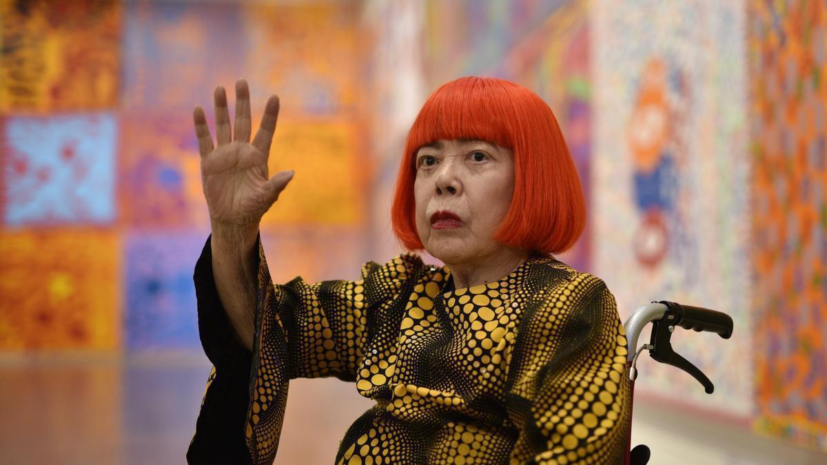 Yayoi Kusama era conocida por sus diseños llamativos.