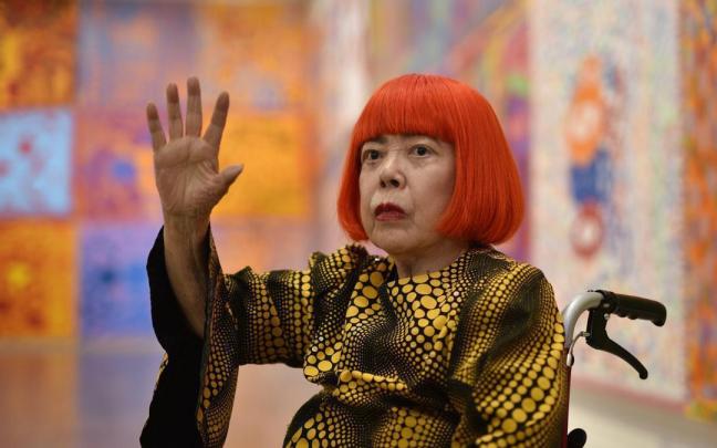 Yayoi Kusama era conocida por sus diseños llamativos.