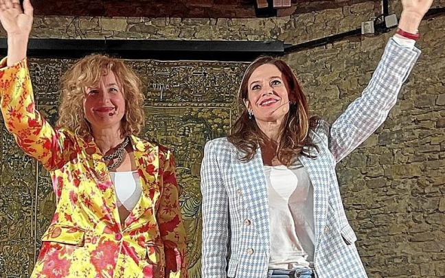 Cristina González y Maider Etxebarria, candidatas del PSE a diputada general y alcaldesa de Vitoria. | FOTO: PSE