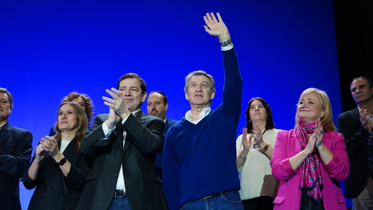 Alberto Núñez Feijóo presenta la candidatura de Alfonso Fernández Mañueco para las elecciones de Castilla y León.