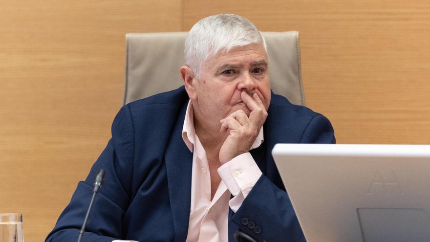 El exinspector jefe del Consorcio Provincial de Bomberos de Valencia retirado José Miguel Basset .