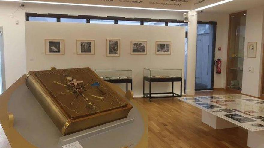El 'Libro del Apocalipsis', de Joseph Forêt, ha sido robado del centro de arte contemporáneo de Issoire.