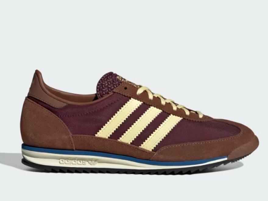 Deportivas Adidas en color marrón chocolate, un icono de los 70 (100 euros).