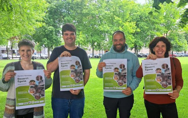 Ane Arizmendiarreta eta Urko Pagoaga (abeltzainen ordezkariak) udaleko eta Lea-Artibai Landa Garapen Elkarteko arduradunekin.