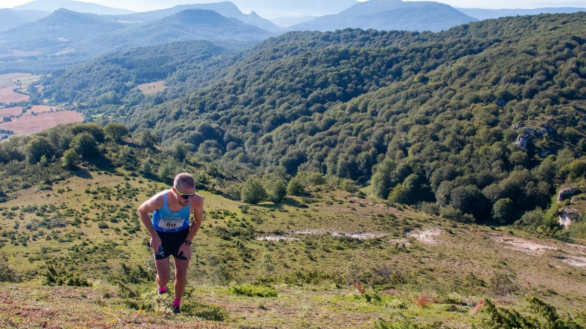 La dura subida a San Kristobal no exenta de gran belleza