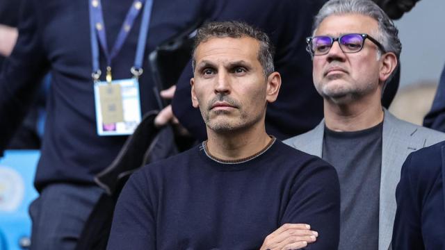 El presidente del Manchester City, Khaldoon Al Mubarak, durante el partido de la Premier League entre el Manchester City y el Coventry City de la presente temporada.