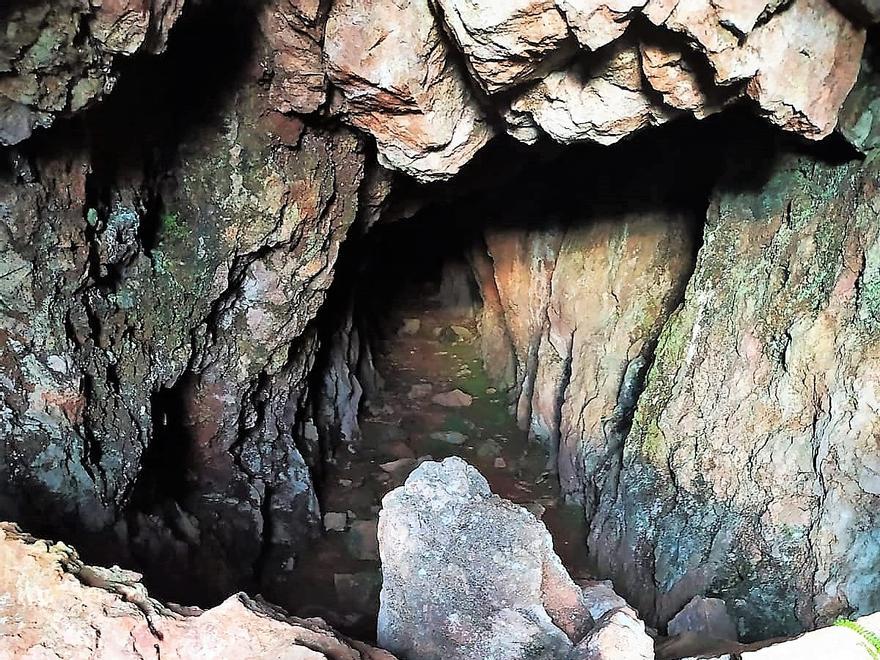 Interior de la cueva