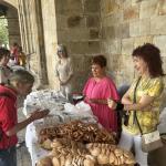 Puesto con productos de las monjas de Santa Ana