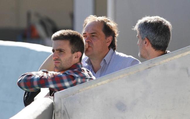 Erik Bretos, Jokin Aperribay y Roberto Olabe, en una imagen de archivo. / N.G.