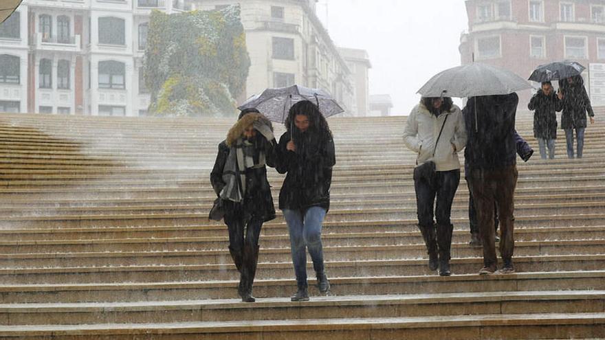 Se prevén lluvias intensas entre la tarde del sábado y la mañana del domingo