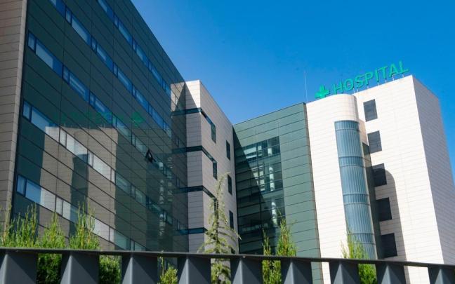 Fachada del Hospital Universitario Clínico San Cecilio de Granada