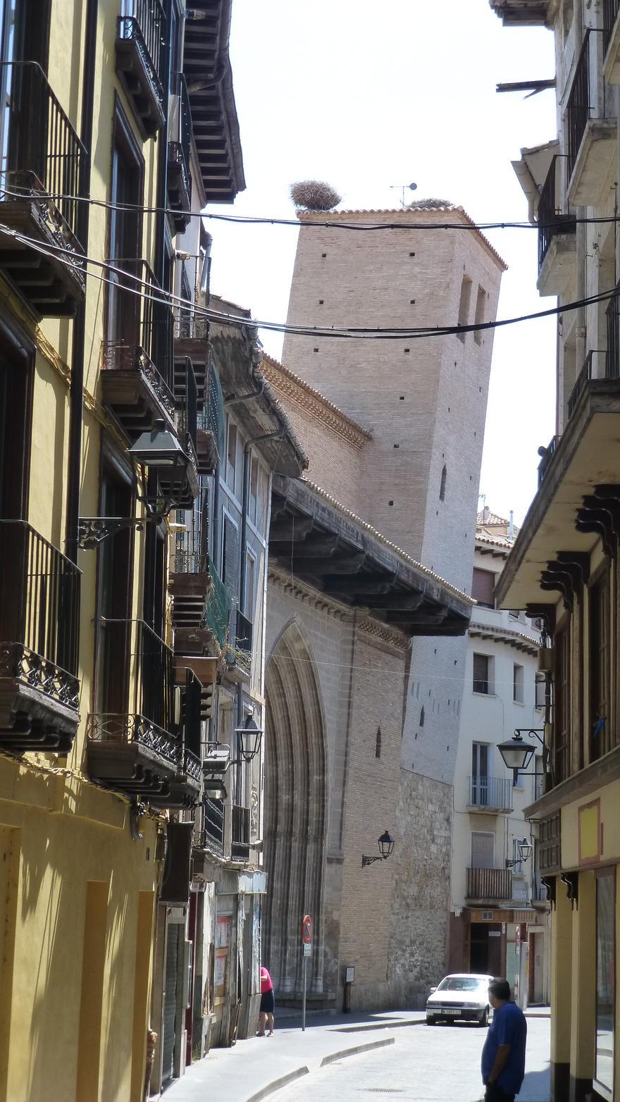 La torre de la iglesia de San Pedro de los Francos en Calatayud.