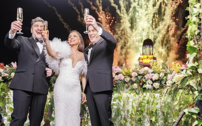 La cantante Chenoa y el dúo Estopa han presentado las campanadas en La 1