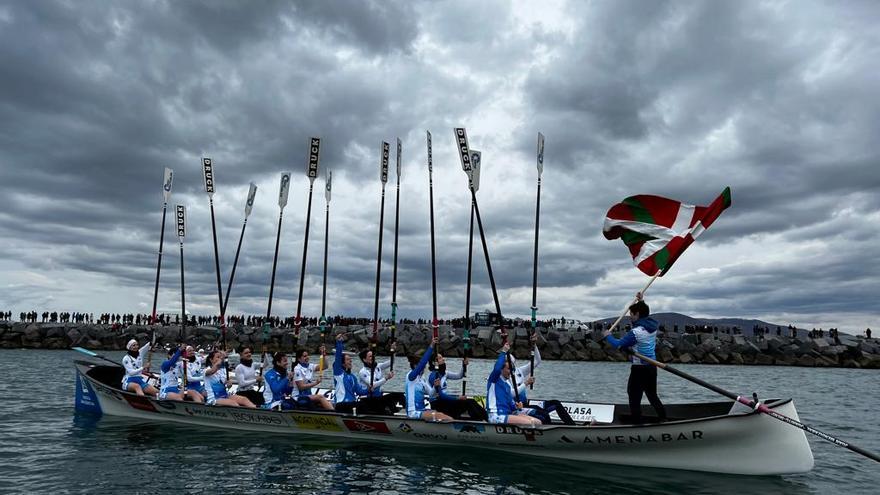 Donostiarra se impuso en la prueba femenina del Descenso de Hondarribia.