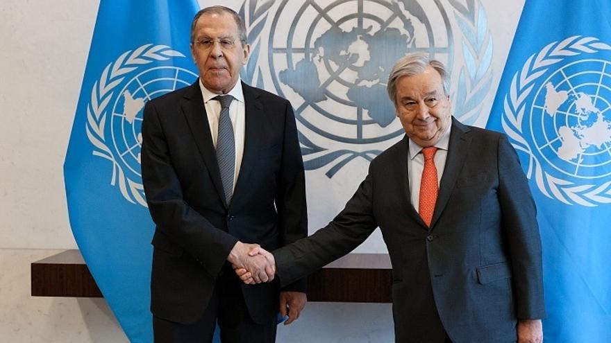 El ministro de Exteriores de Rusia, Sergei Lavrov, tras una reunión con el secretario general de la ONU, António Guterres.