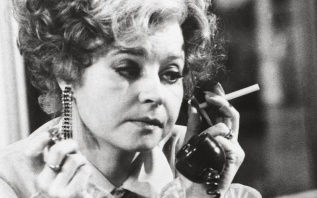 Muere Prunella Scales actriz de Regreso a Howards End y Hotel Fawlty, a los 93 años