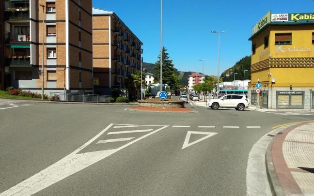 El atropello ha tenido lugar a la altura del paso de cebra situado delante del edificio de Kabia, en Musakola.
