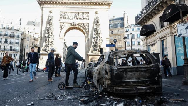 En imágenes: Francia registra 1.200 detenidos y 150 agentes heridos tras una jornada de protestas marcada por la violencia