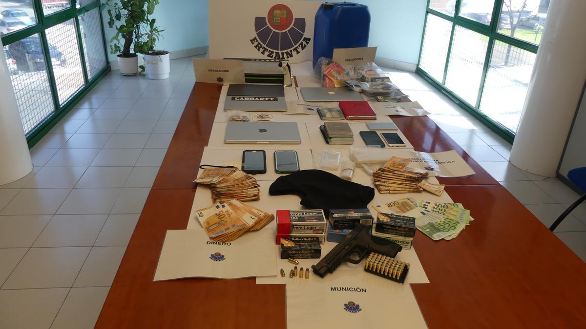Las detenciones se llevaron a cabo el lunes 11 de marzo durante una operación en el mismo municipio de AmurrioErtzaintza Marihuana Amurrio 1 ERTZAINTZA