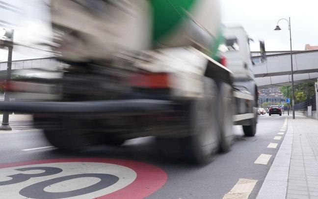 El exceso de velocidad sigue liderando el ranking de las sanciones. El exceso de velocidad sigue liderando el ranking de las sanciones.