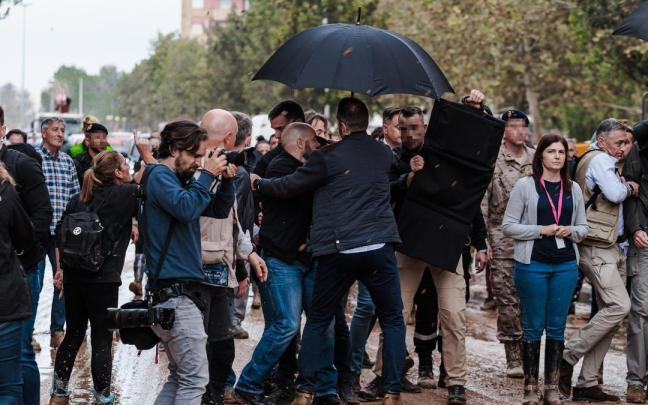 Pedro Sánchez durante su visita a Paiporta el pasado domingo.