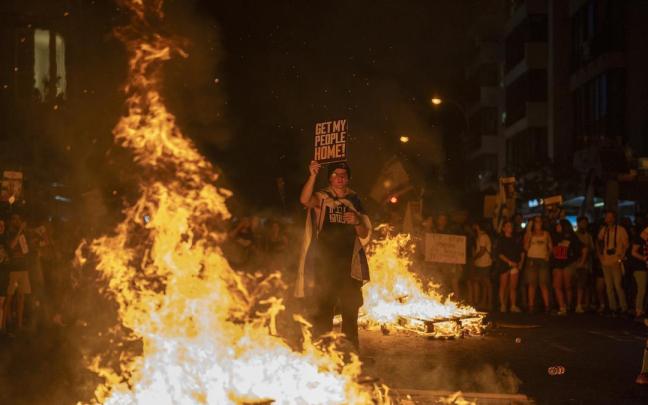 Protesta en Tel Aviv pidiendo la liberación de los rehenes en Gaza.