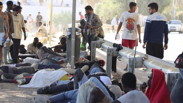 En imágenes: Vivas cree que quedan 6.000 migrantes ilegales en Ceuta y denuncia la "carencia de medios" en las cifras