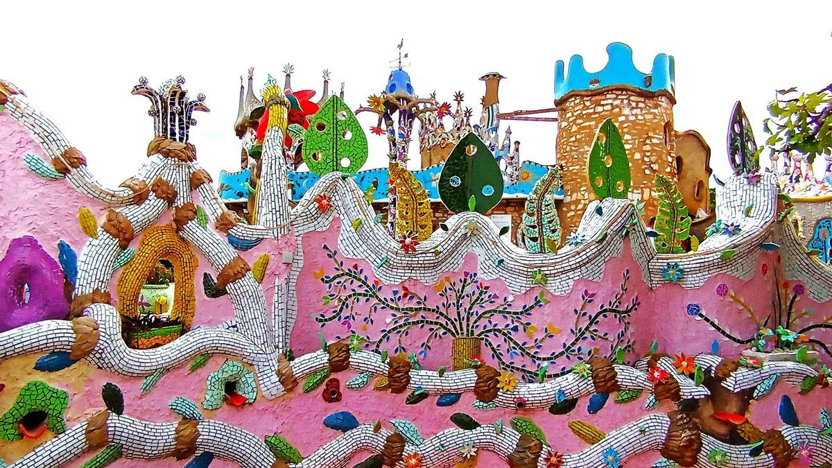 Un mirador lleno de fantasía y color.