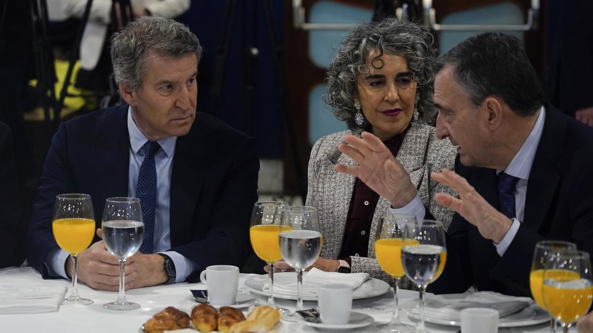 alberto nunez feijoo pp bilbao desayunos foto miguel acera