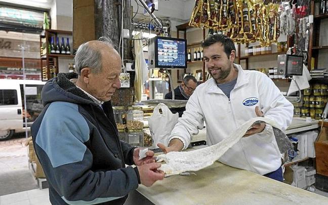 Los comercios minoristas dan identidad a las ciudades.