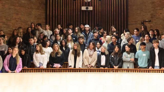 Recibimiento este lunes a las y los estudiantes procedentes de una docena de países que se incorporan a la vida académica y universitaria de Deusto.