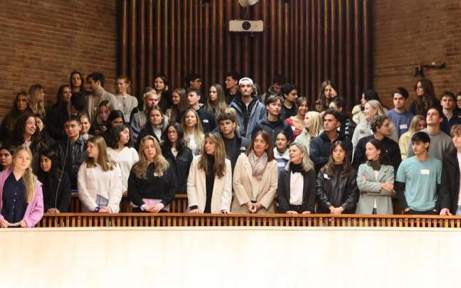 Recibimiento este lunes a las y los estudiantes procedentes de una docena de países que se incorporan a la vida académica y universitaria de Deusto.