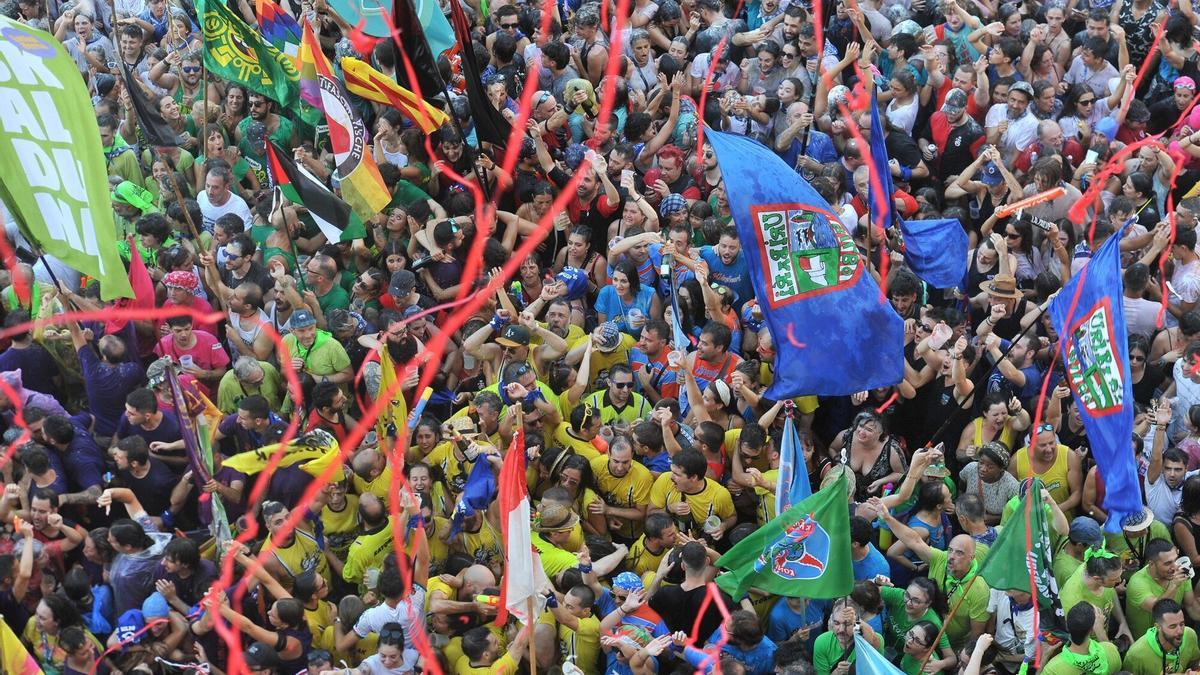 Inicio de Aste Nagusia desde el Teatro Arriaga.