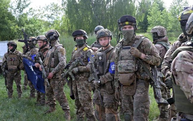 Miembros del Cuerpo Ruso de Voluntarios.