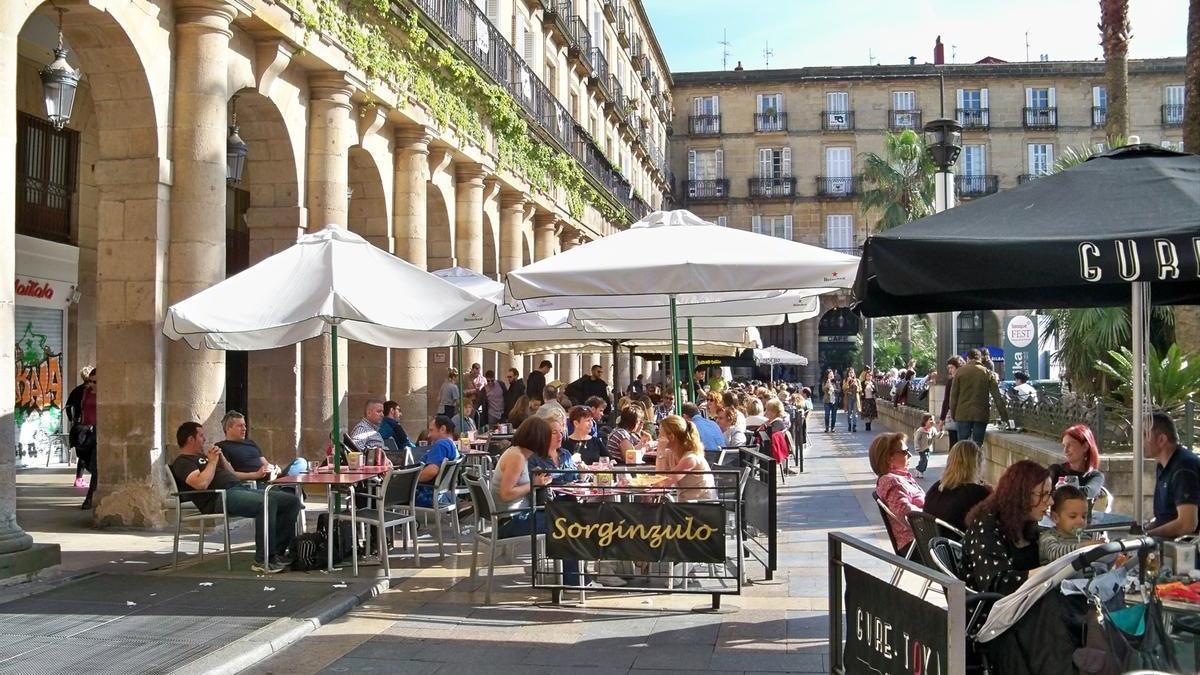Terrazas de la Plaza Nueva de Bilbao