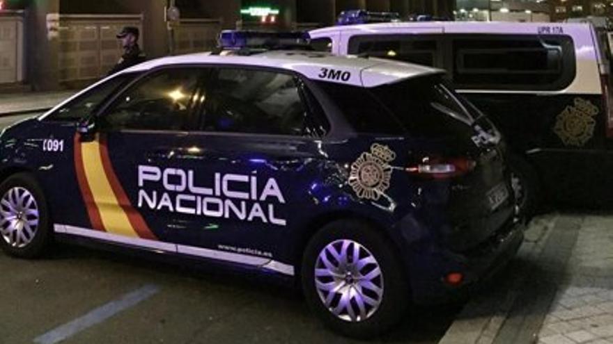 Vehículos de la Policía Nacional
