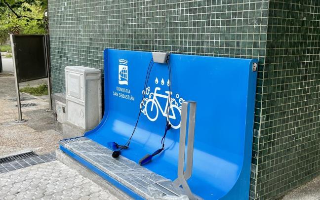 Nuevo punto de limpieza de bicicletas en el parque de Harria de Altza