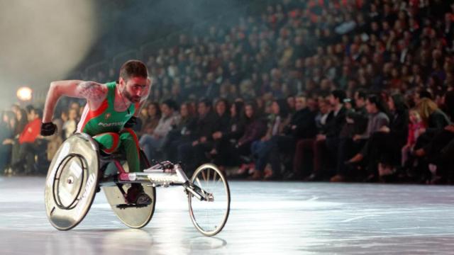 El atleta portugués en silla de ruedas Alberto Batista es uno de los elegidos para recibir el Txipi de Honor / Asociación de Comerciantes de Basauri El atleta portugués en silla de ruedas Alberto Batista es uno de los elegidos para recibir el Txipi de Honor