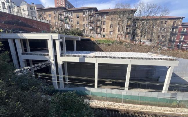 Estructura que ya se puede ver en las obras de construcción de la estación de Bidebieta-Basauri