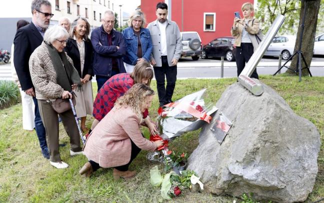 Homenaje en Andoain a José Luis López de Lacalle, asesinado por ETA hace 26 años.